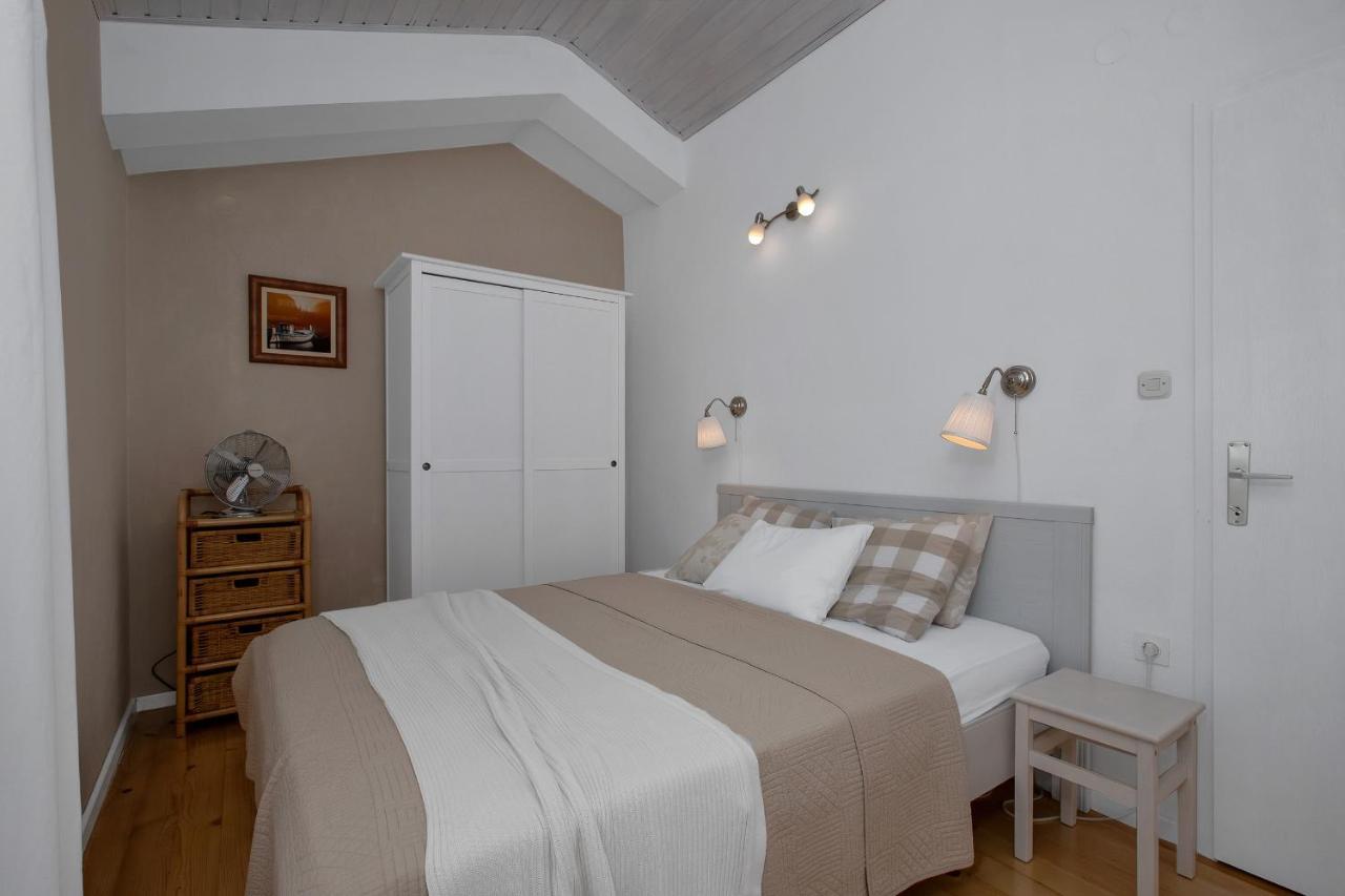Apartman Ratac 11 Tučepi Eksteriør bilde